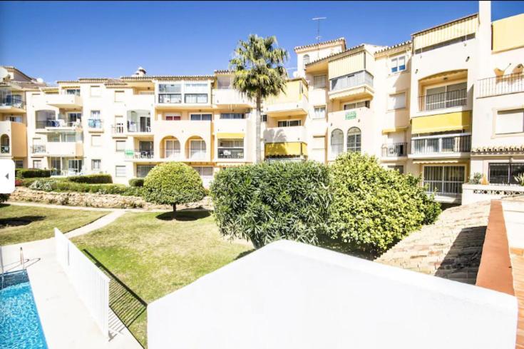 Apartamento Carihuela un dormitorio junto al mar Torremolinos Exterior foto